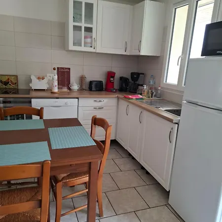 La Petite Maison Amenucourt